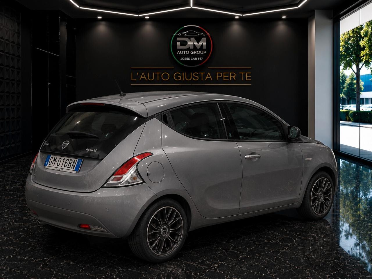 Lancia Ypsilon 1.0 FireFly 5 porte S&S Hybrid Silver Plus