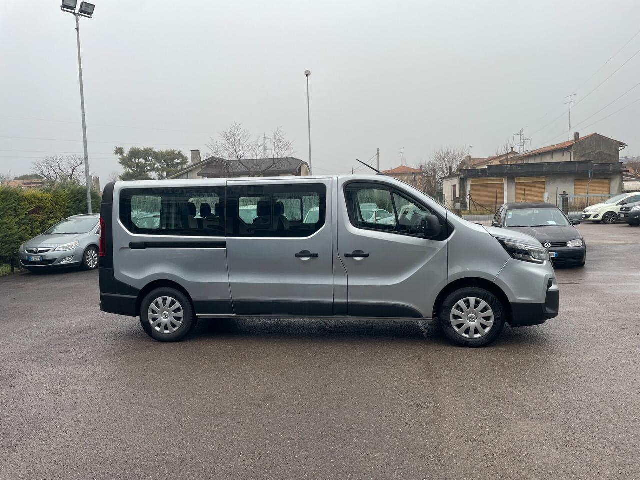 Nissan Primastar 2.0 dCi 150CV Aut PC-TN Bus Acenta