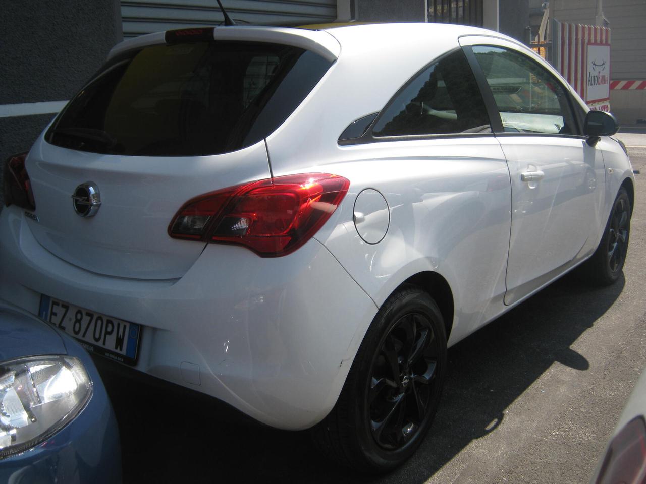 Opel Corsa 1.2 B-Color 3PT AUTOEMILIA