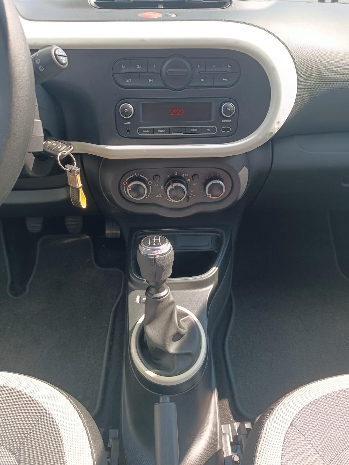 Renault Twingo SCe 65 CV Intens 1.0