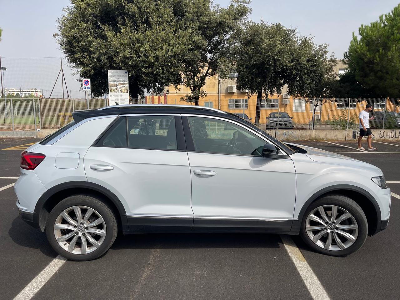 Volkswagen T-Roc 2.0 TDI Advanced #12150