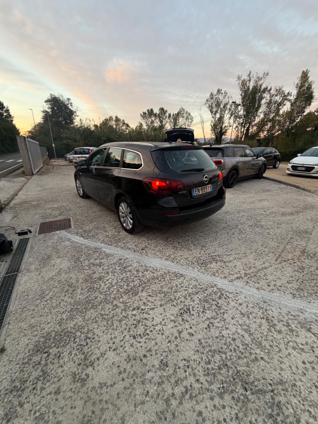 Opel Astra 1.7 CDTI 110CV 4 porte Cosmo Fleet