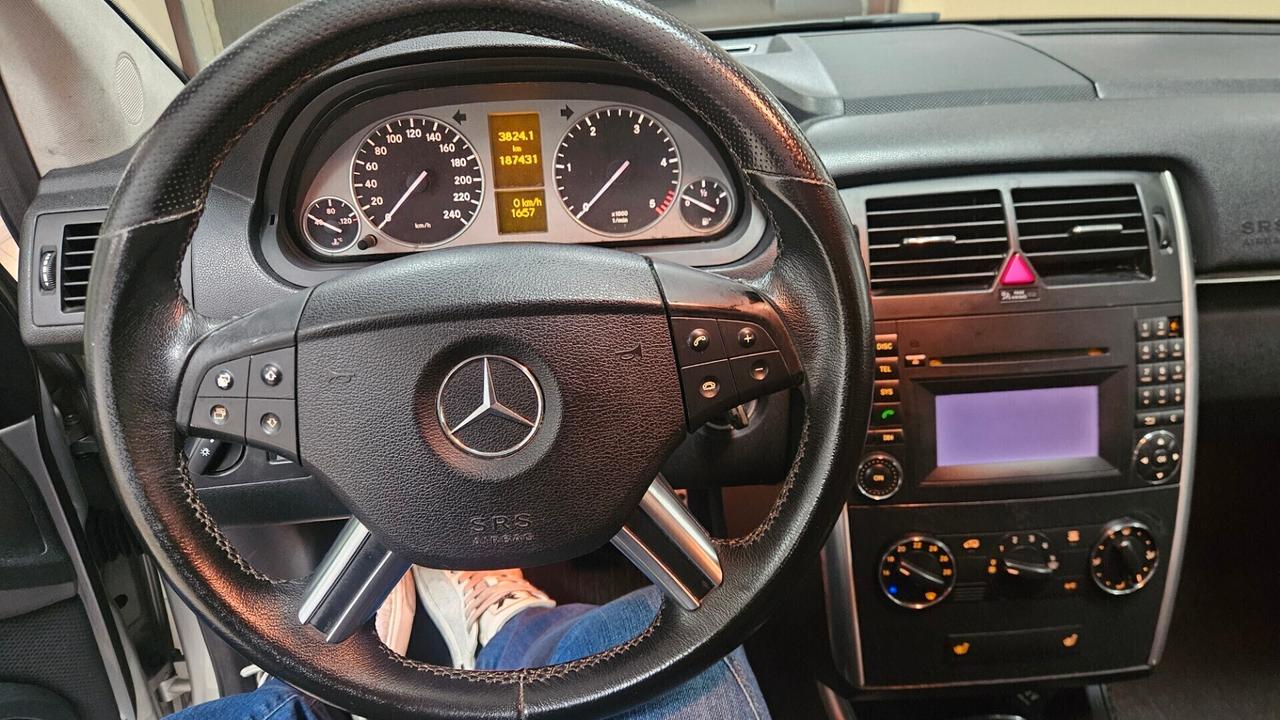 Mercedes-benz B 180 CDI Premium
