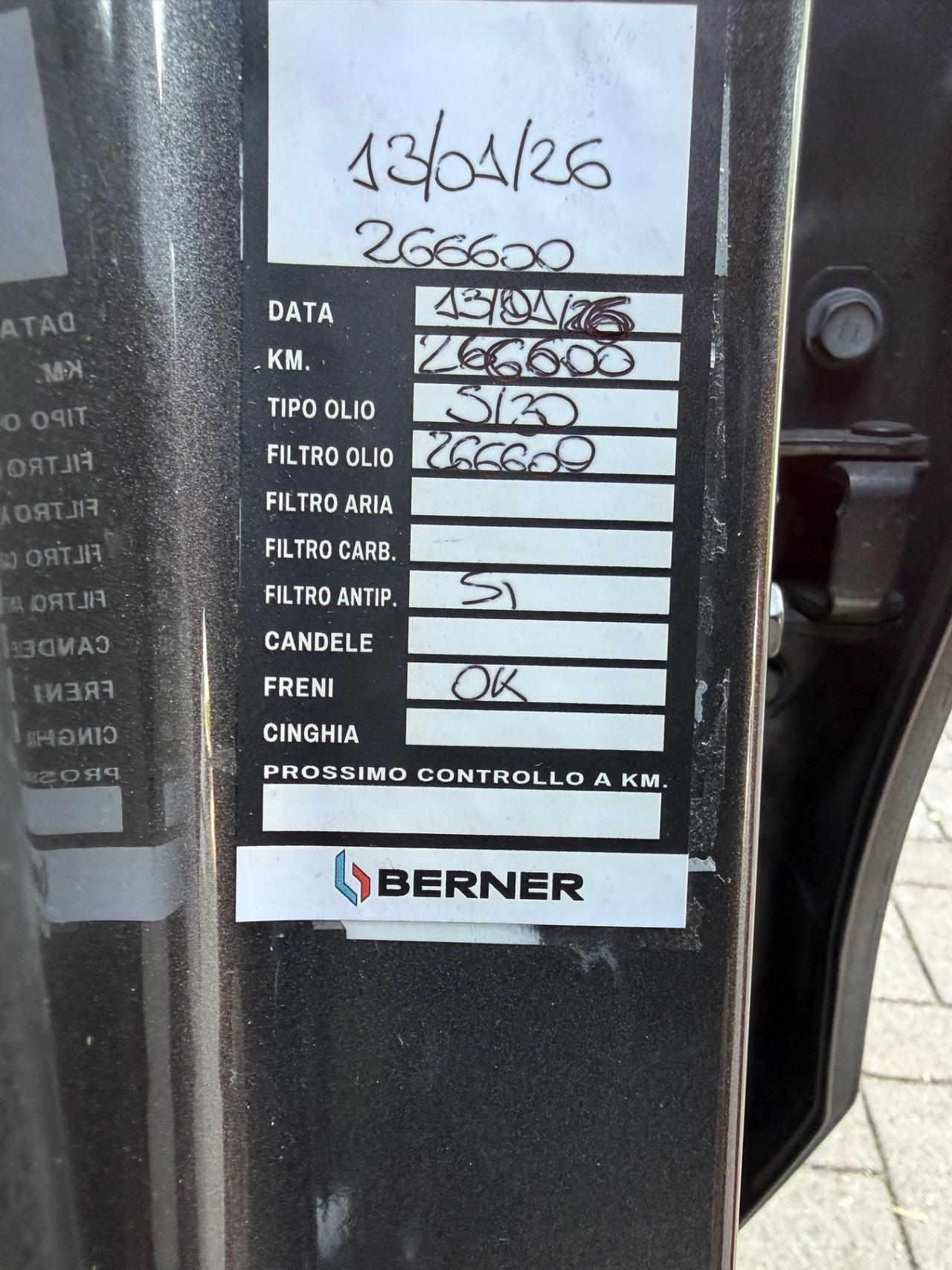Toyota Yaris 1.0 5 porte Business