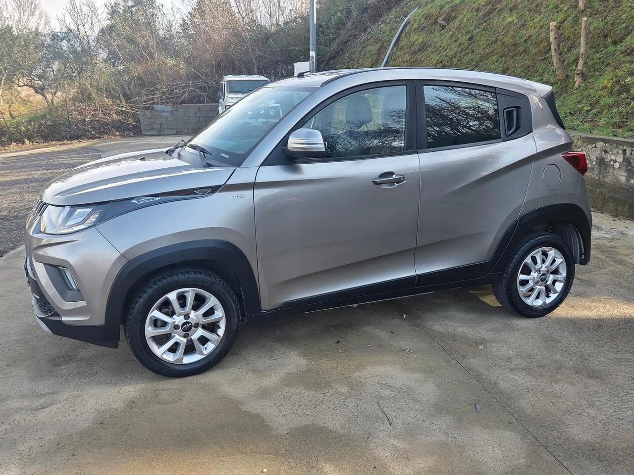 Mahindra KUV100 1.2 VVT M-Bifuel(GPL) K8
