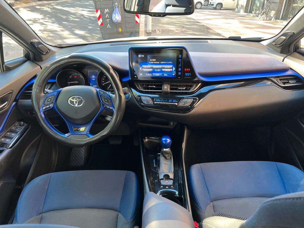 Toyota C-HR 1.8 Hybrid E-CVT Style