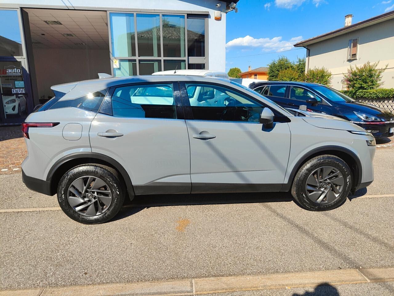 Nissan Qashqai MHEV 140 CV Business