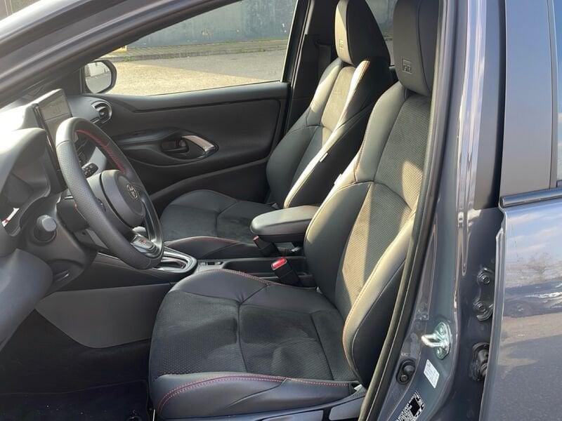 Toyota Yaris Hybrid 130 GR SPORT