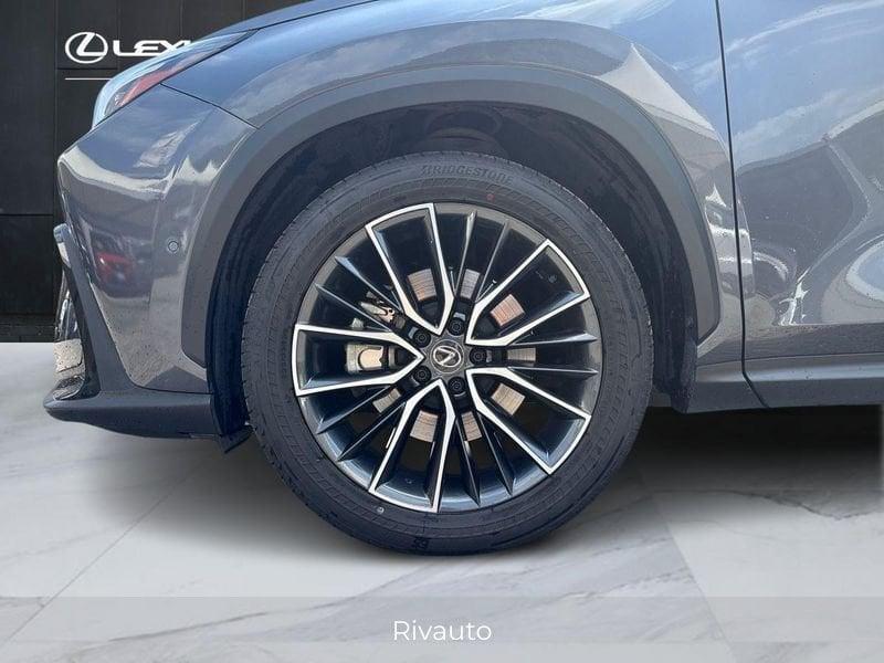 Lexus NX 2.5 plug-in Luxury 4wd e-cvt