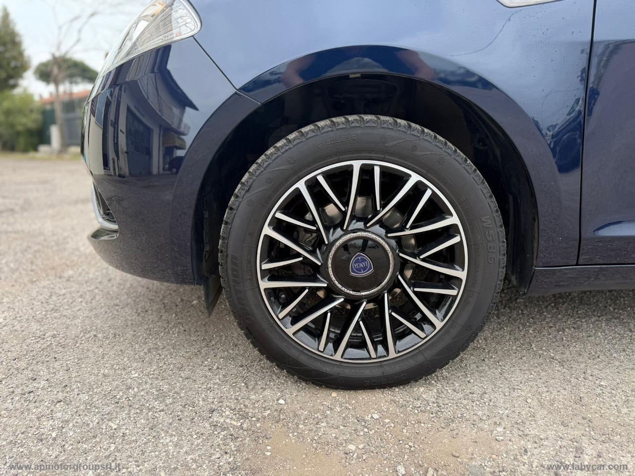 LANCIA Ypsilon 1.2 69 CV 5p. Mya