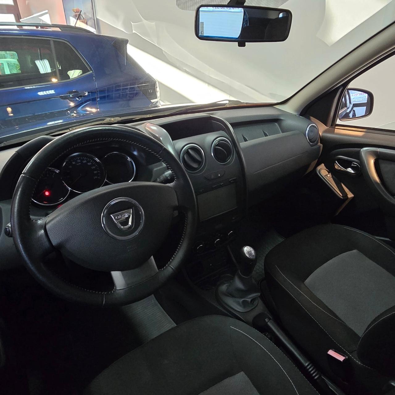 34.000 km ORIGINALI - Dacia Duster 1.6 115cv 4x2 Serie Speciale Lauréate Family