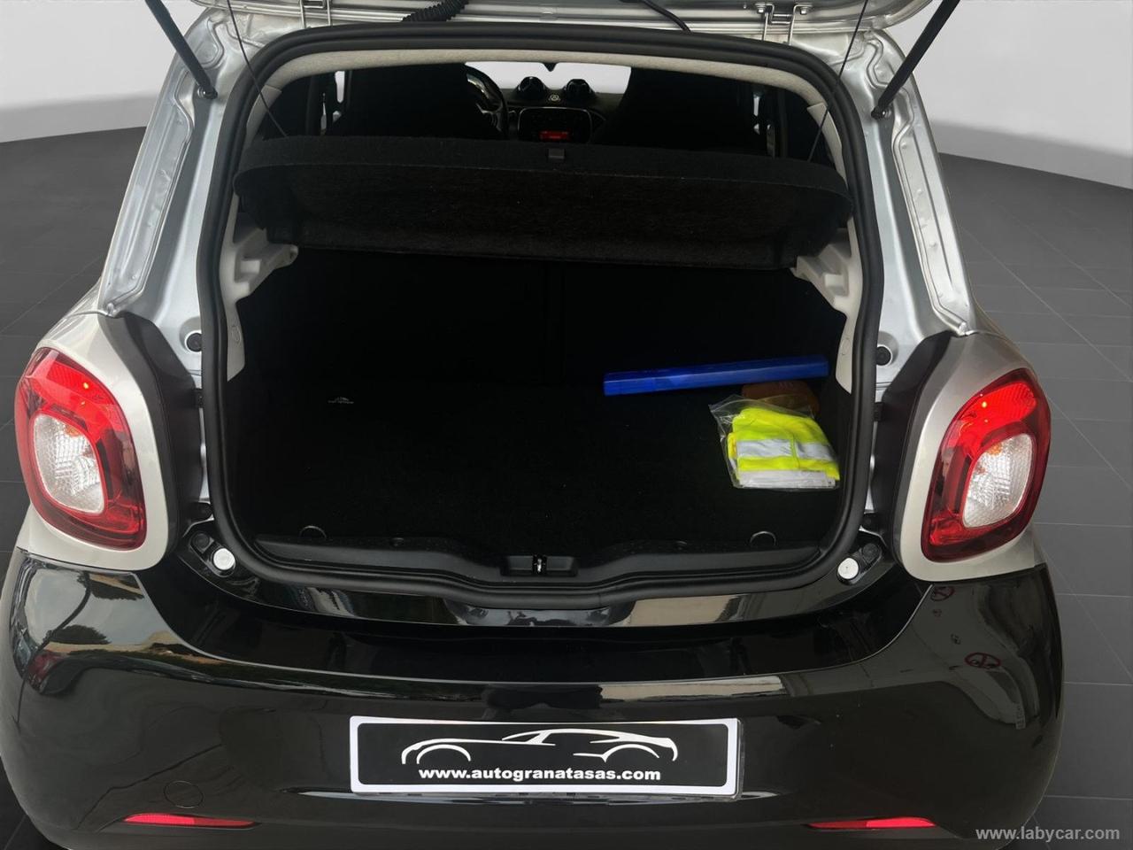 SMART forfour 70 1.0 twinamic Passion AUTOMATICA CON SOLI 65.000KM!