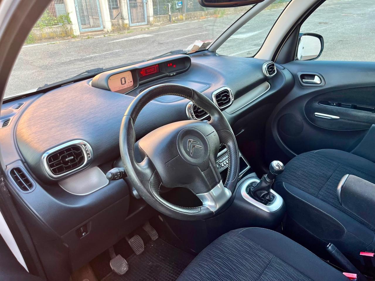 Citroen C3 Picasso 1.4benz 2013 137.000km perfetta