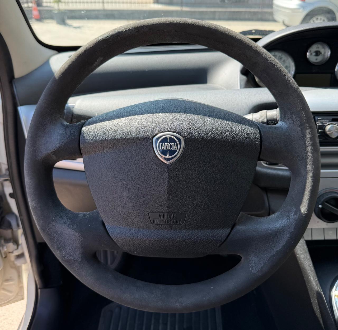 Lancia Ypsilon 1.2- Neopatentati-Garanzia 12mesi