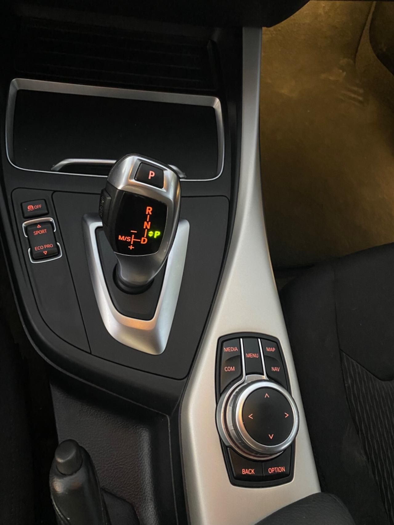 Bmw 118 118d 5p. Advantage 09/2019