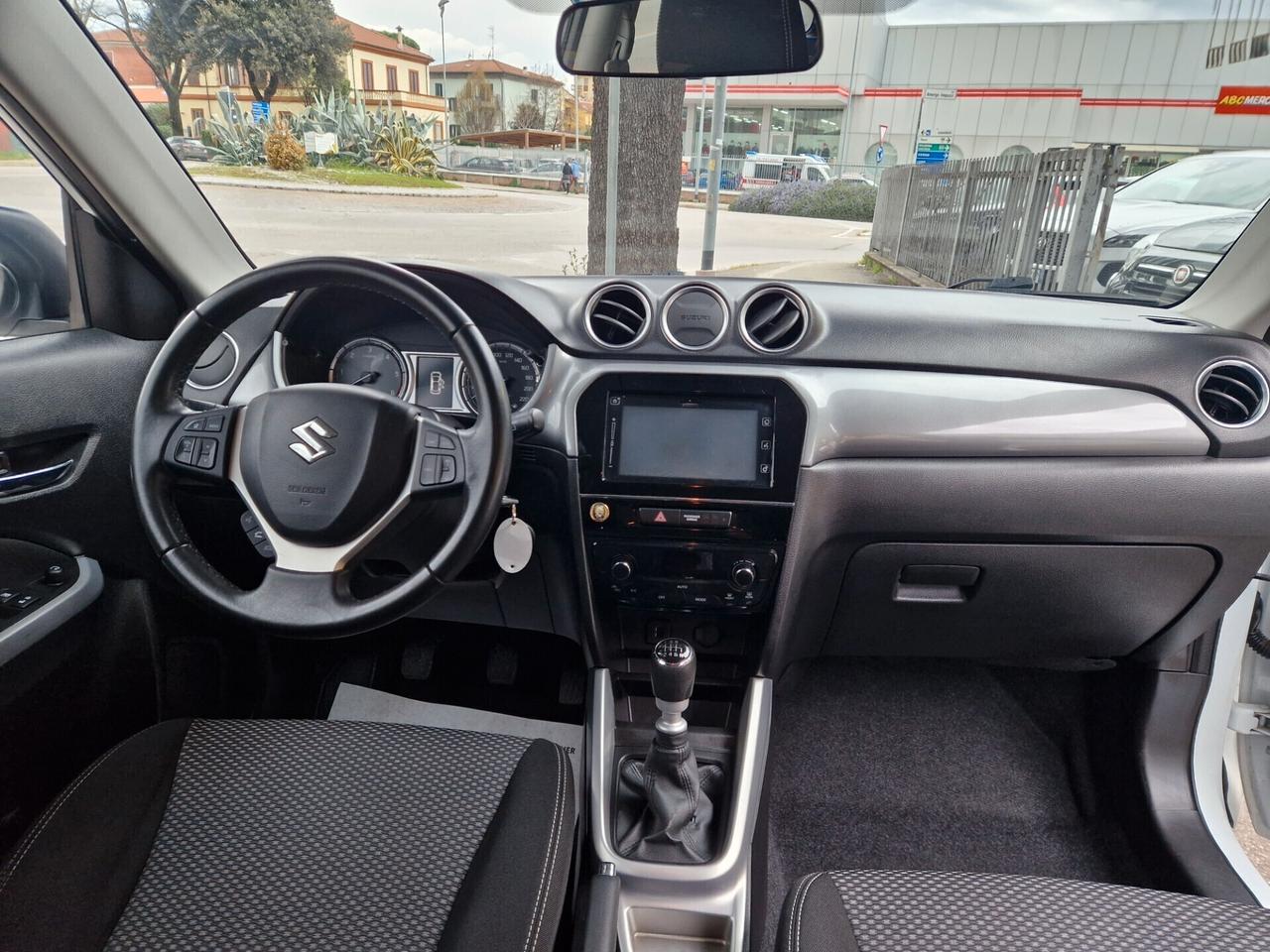 Suzuki Vitara 1.6 DDiS V-Top