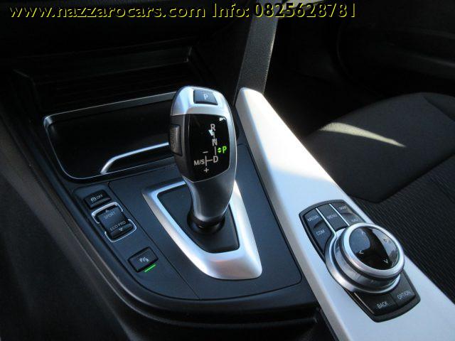 BMW 318 d Business Advantage aut. NAVIGATORE/FARI LED