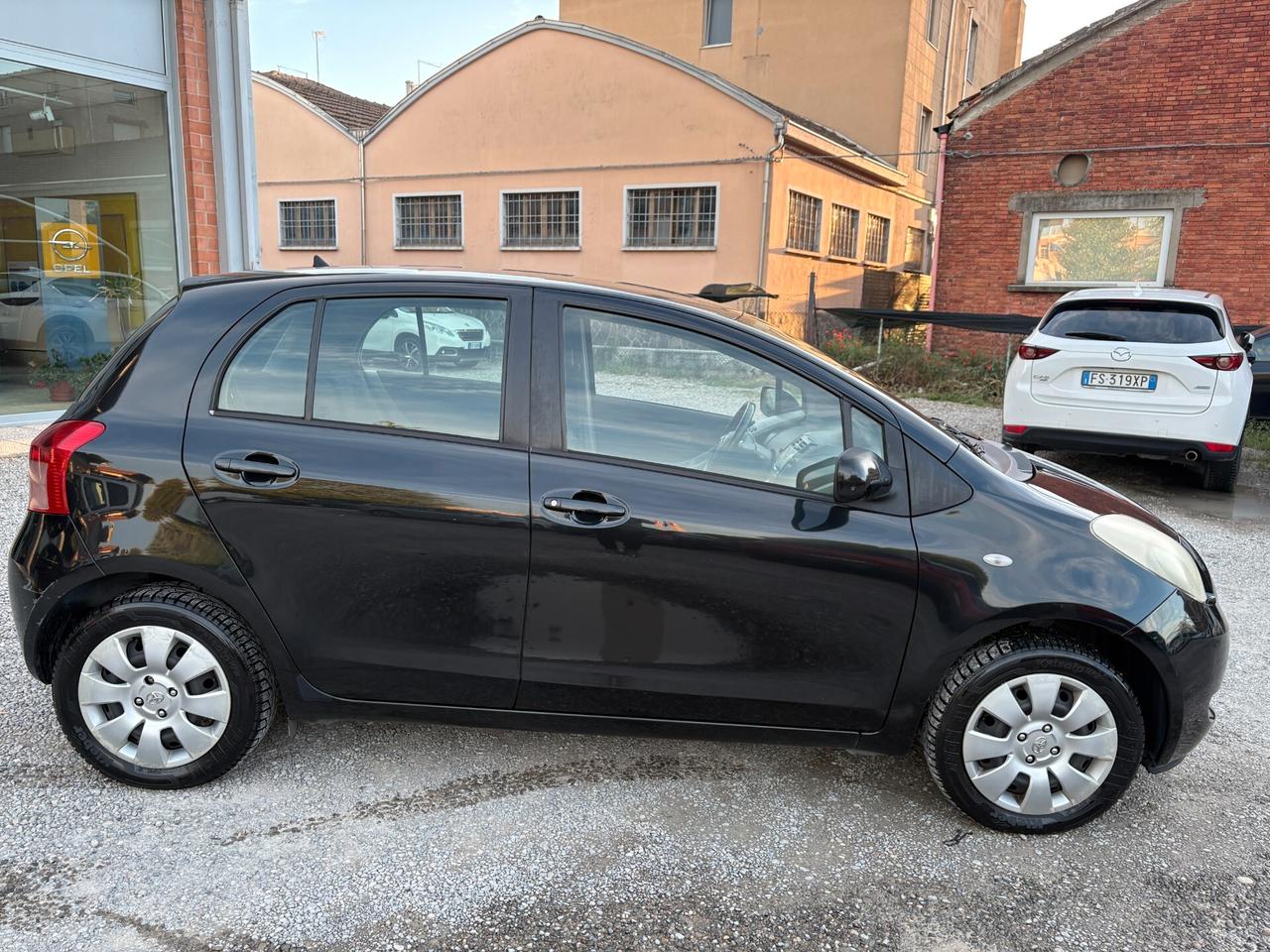 Toyota Yaris 1.0 Benz 51kw -Unico Proprietario