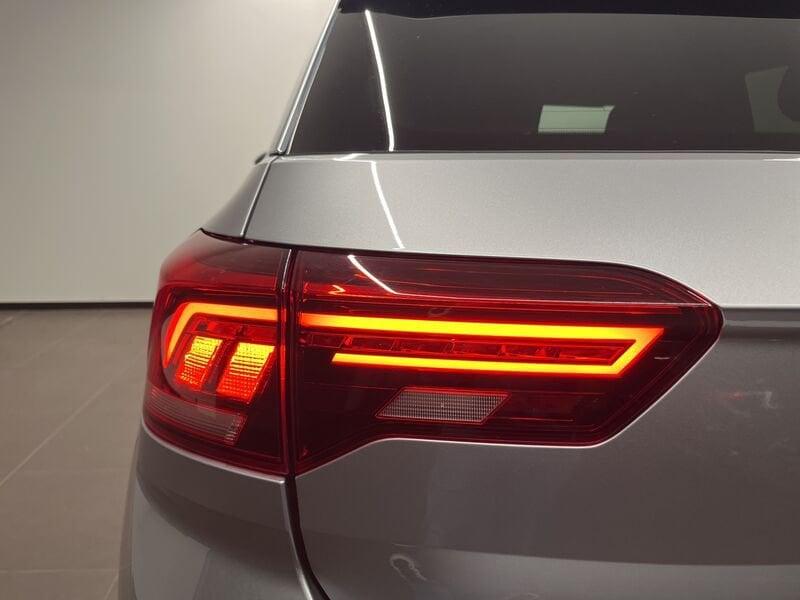 Volkswagen T-Roc Nuovo R-Line 1.0 TSI 81 kW (110 CV) Manuale