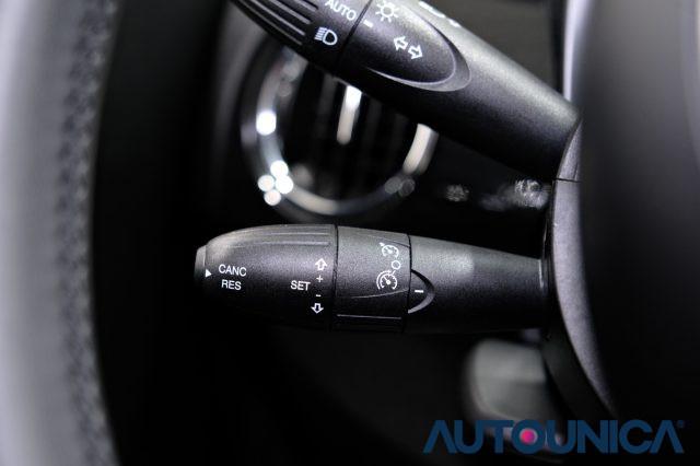 FIAT 500 1.0 HYBRID DOLCEVITA NEOPATENTATI