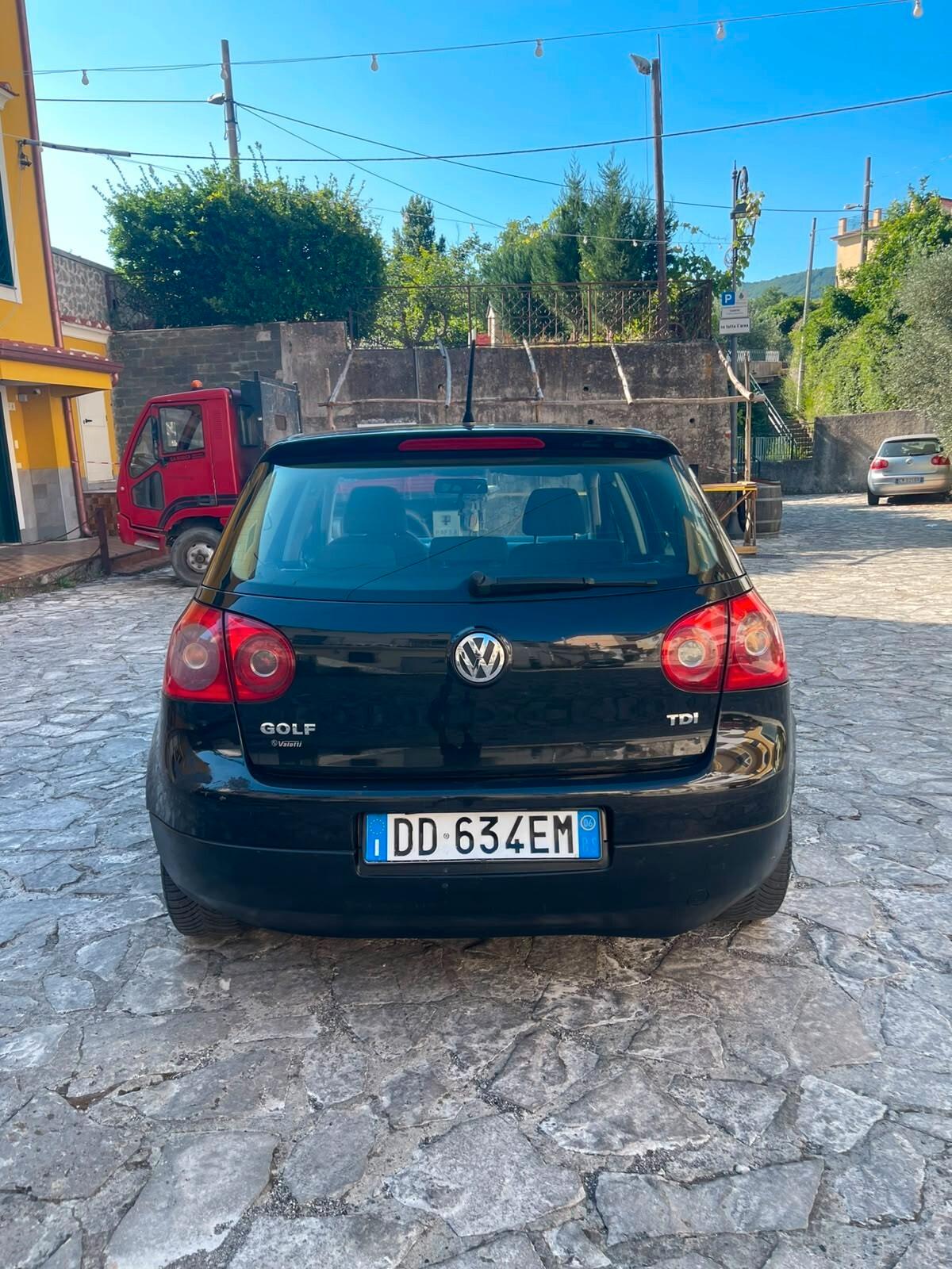 Volkswagen Golf 1.9 TDI 5p. Sportline