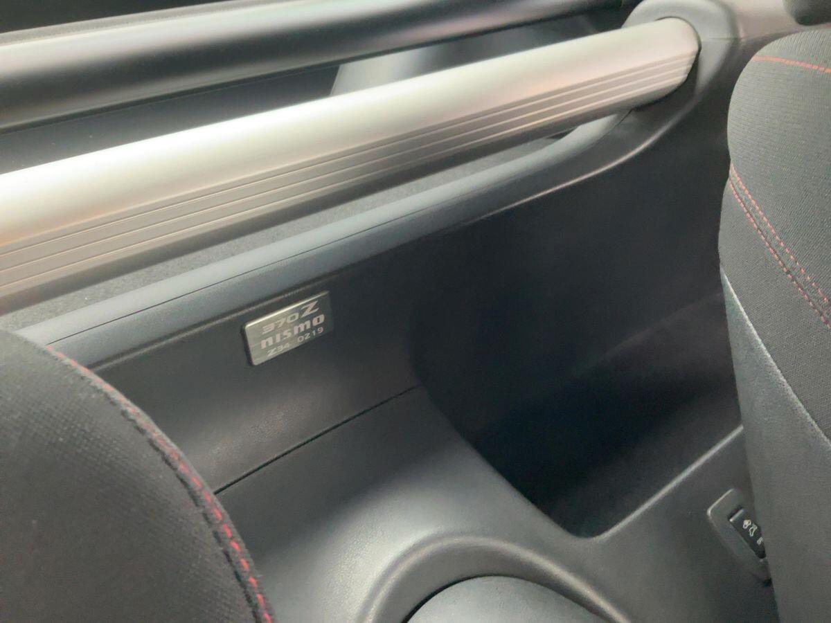Nissan Z 370Z Coupé 3.7 V6 Lev 1 - NISMO NUMERATA #219