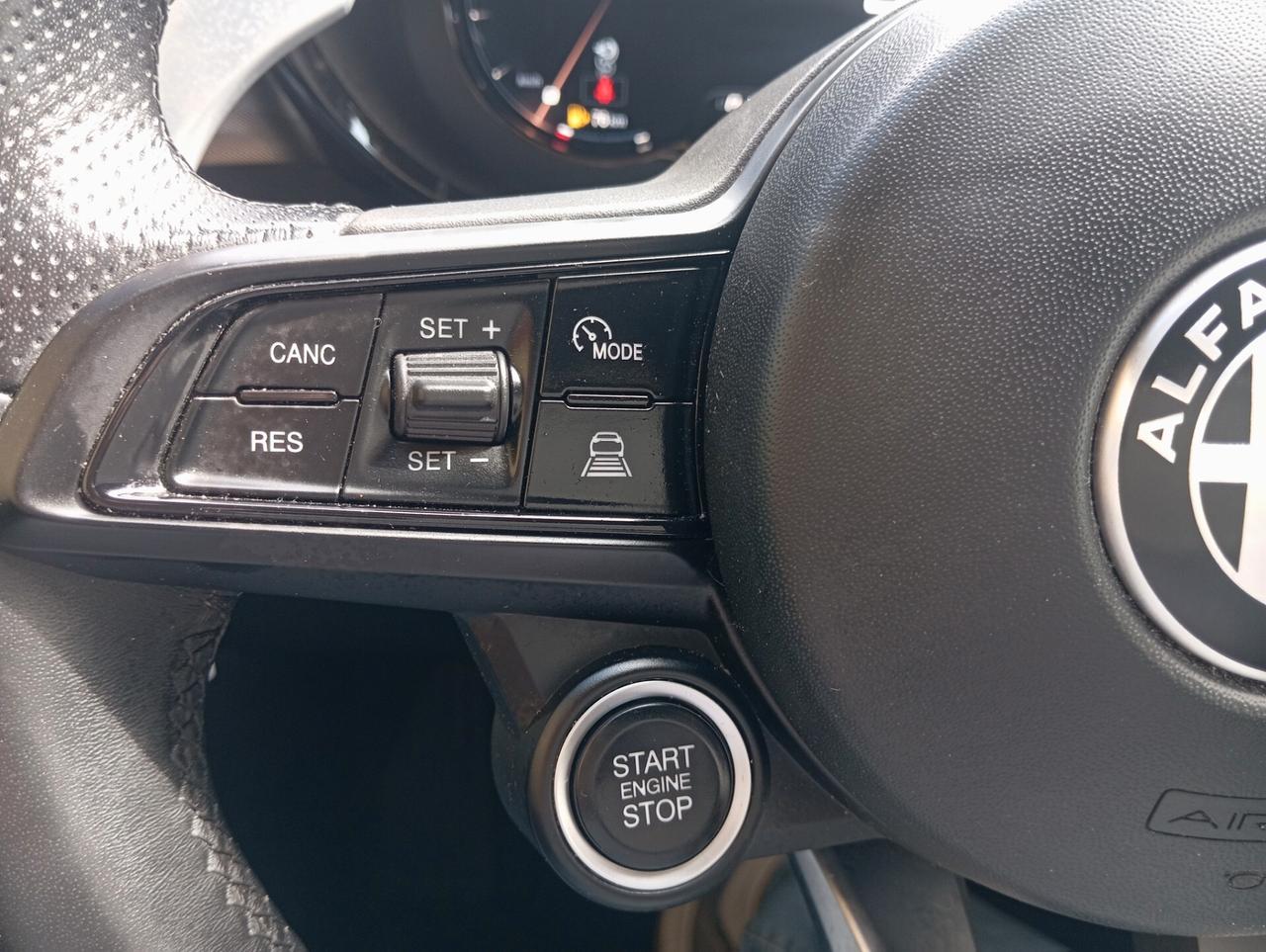 Alfa Romeo Tonale 1.3 280 CV PHEV AT6 Q4 Veloce