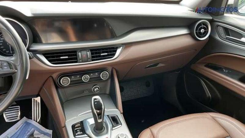 Alfa Romeo Stelvio 2020 2.2 t Sprint Q4 190cv auto