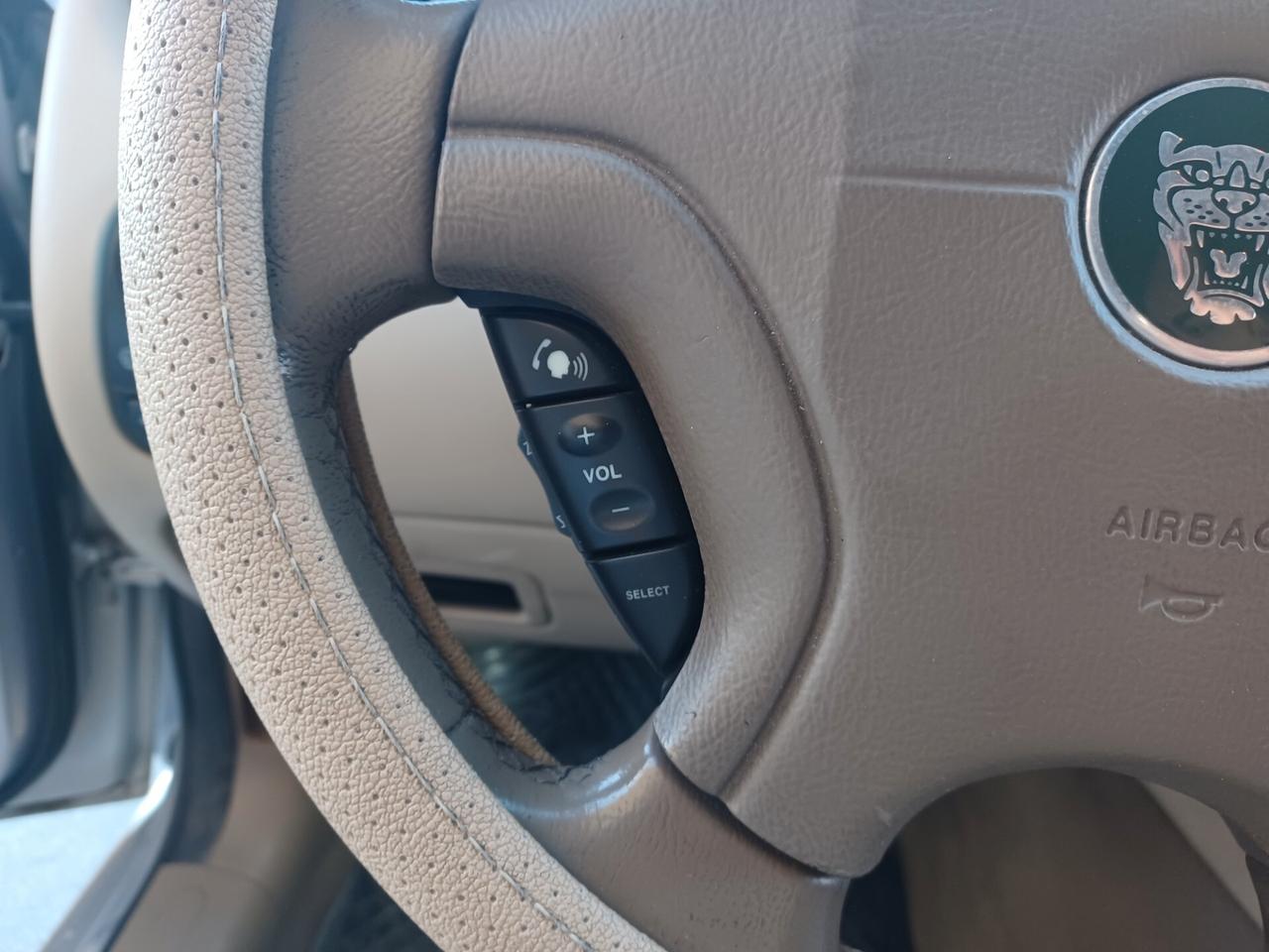 Jaguar X-Type 2.5 V6 24V GPL Executive 2002