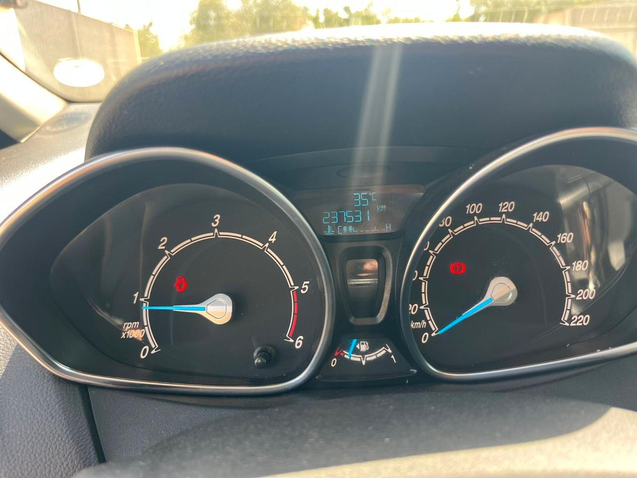 Ford B-Max 1.6 TDCi 95 CV Individual