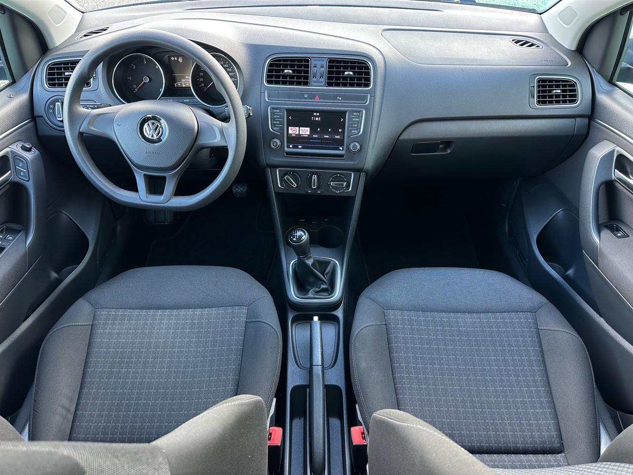 Volkswagen Polo 1.4 TDI 75cv Comfortline 2017