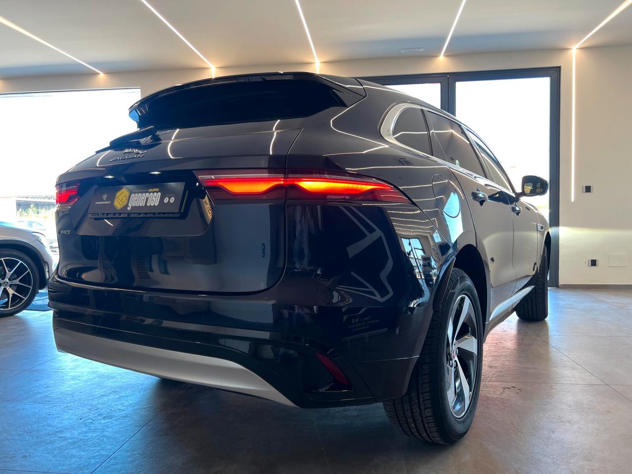 Jaguar F-Pace 2.0 D 204 CV AWD aut. SE