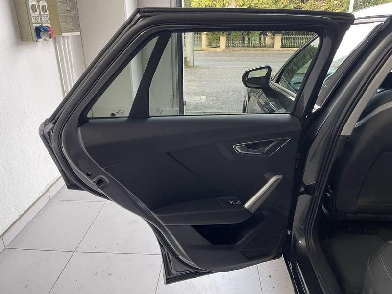 Audi Q2 Q2 35 TFSI S tronic Identity Black