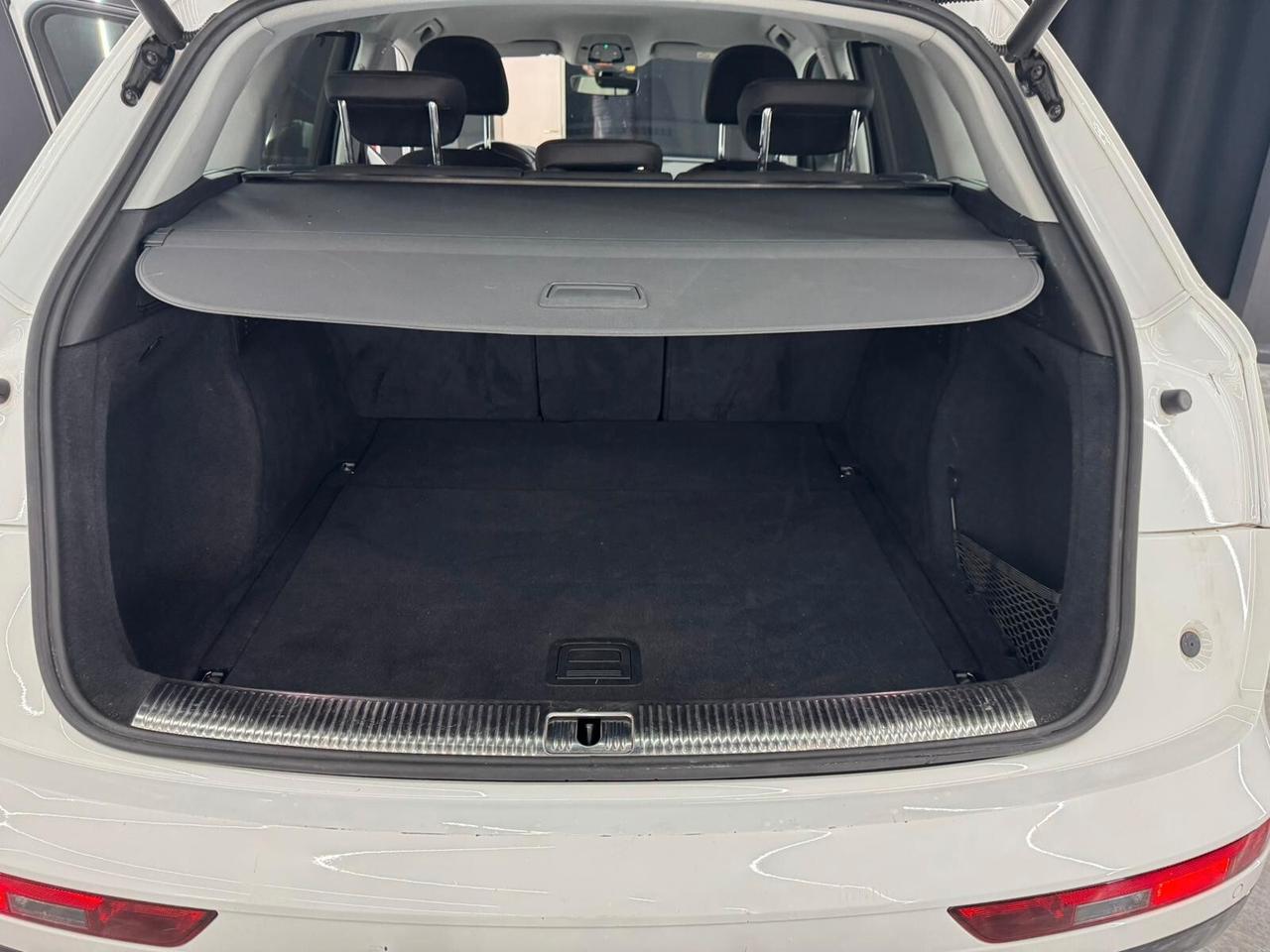 Audi Q5 Q5 II 2017 30 2.0 tdi mhev 136cv s-tronic