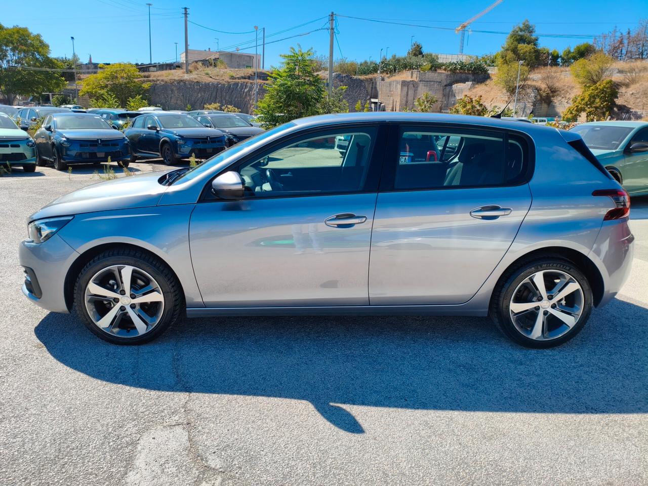 Peugeot 308 BlueHDi 100 S&S Active