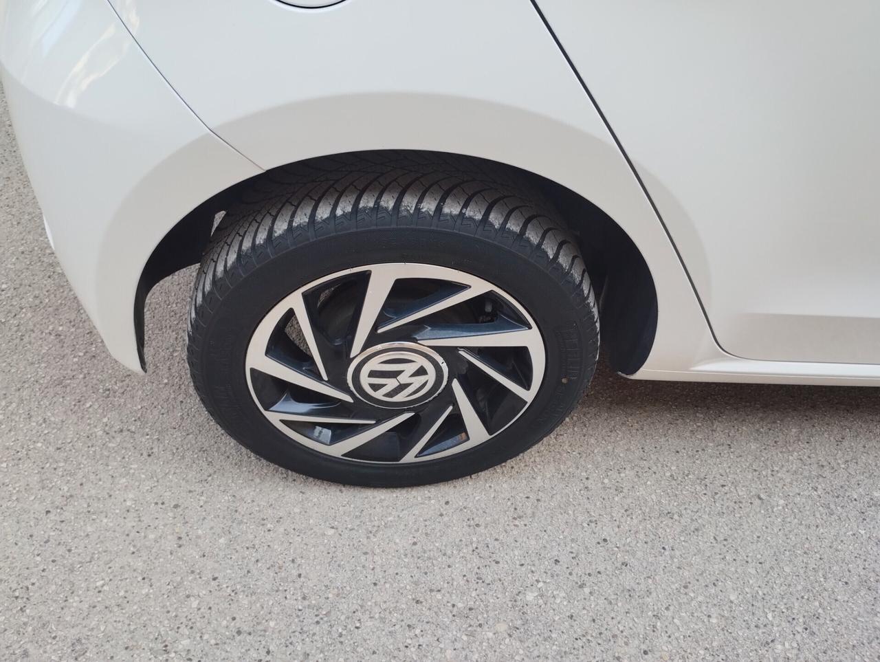 Volkswagen Up! 1.0 Eco High BlueMotion 5 porte Metano/Benzina 2019