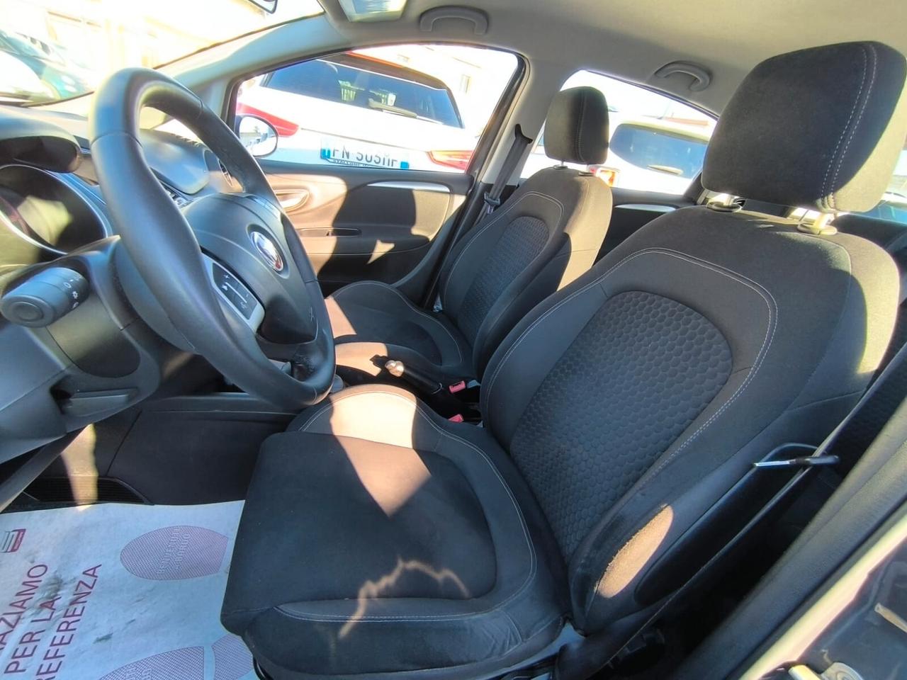Fiat Punto 1.3 MJT II 95 CV Street 2017