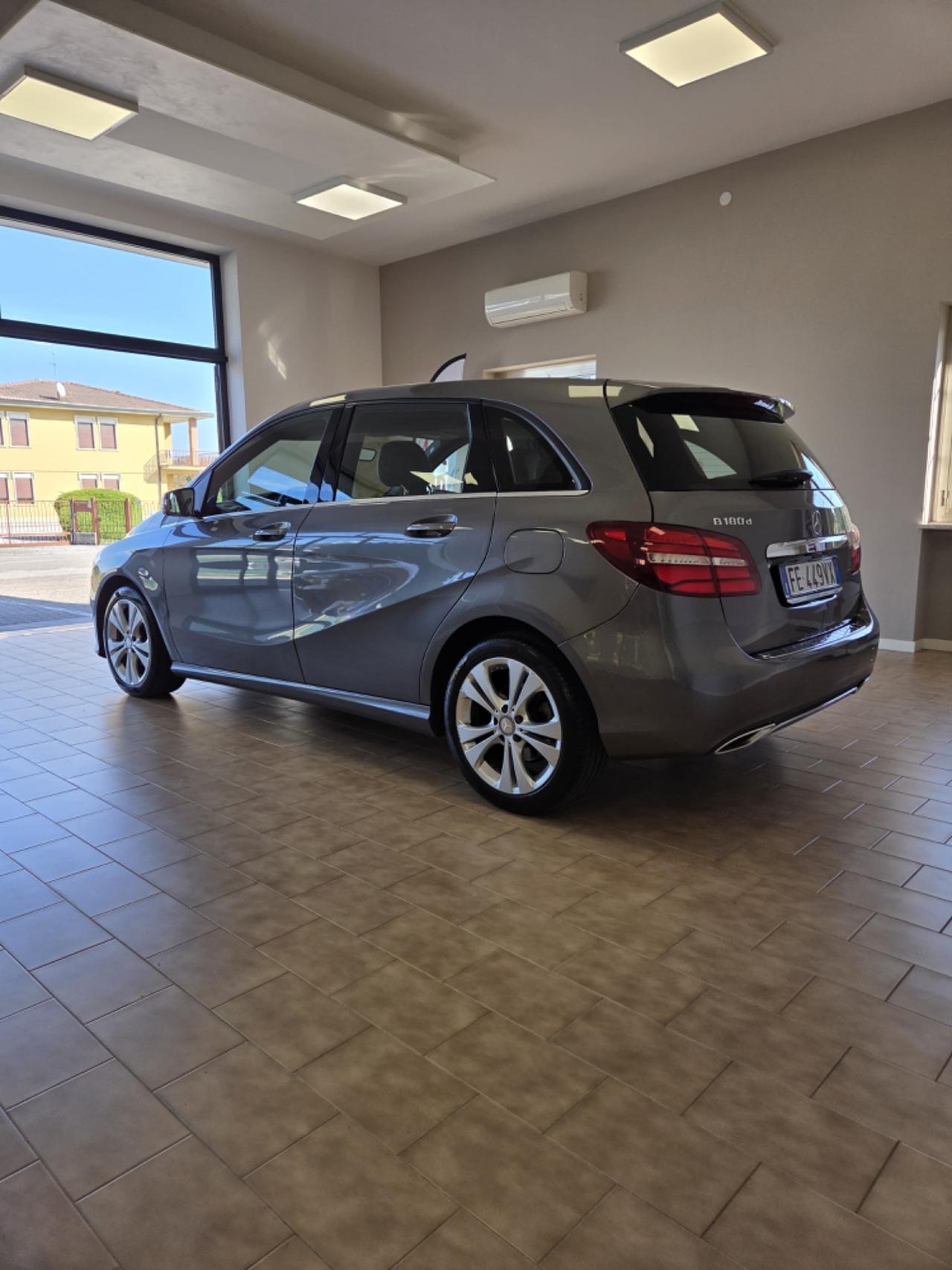 Mercedes-benz B 180 AMG