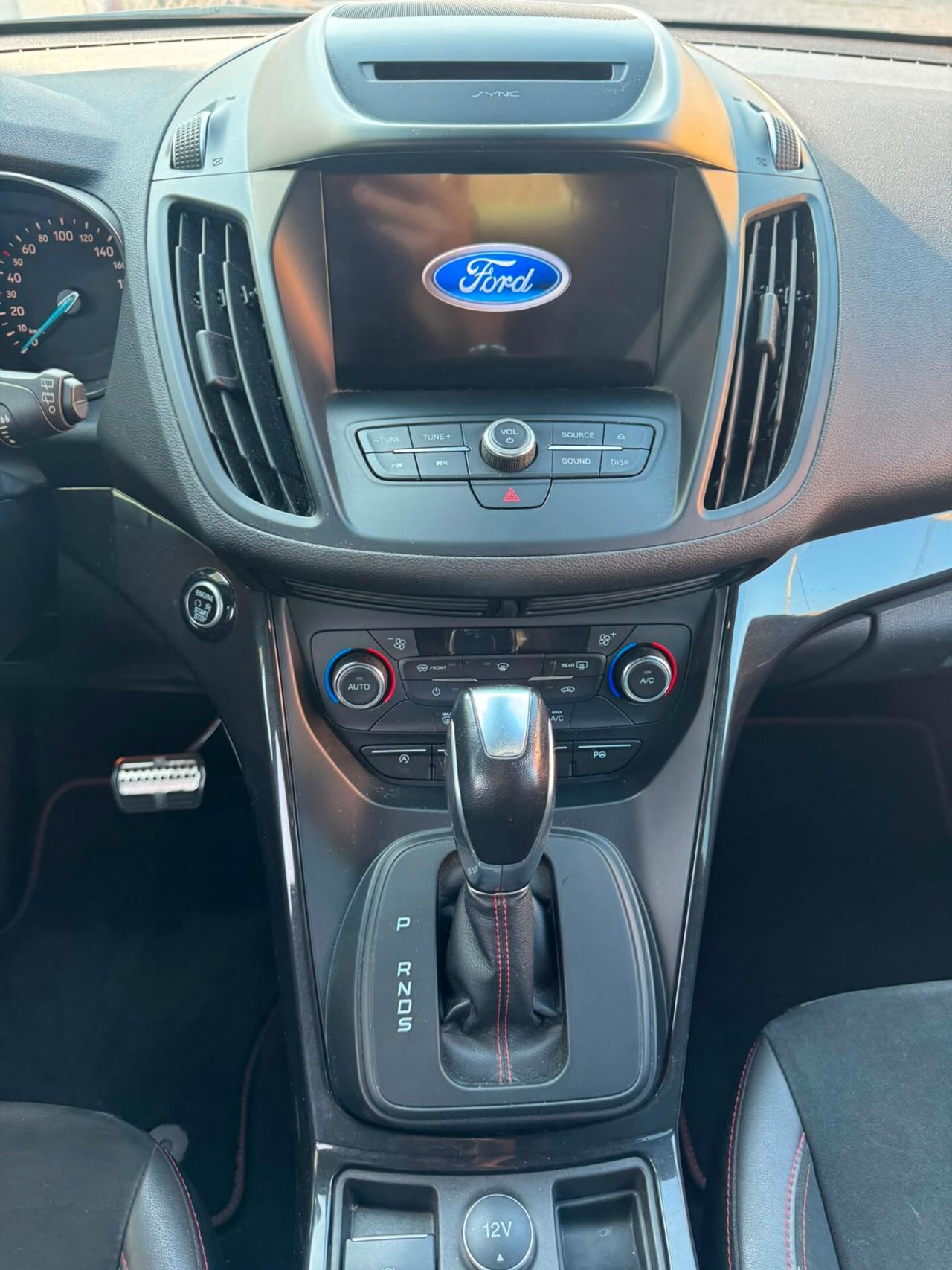 Ford Kuga 2.0 TDCI 150 CV S&S 4WD Powershift ST-Line