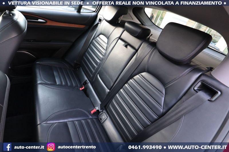 Alfa Romeo Stelvio 2.0 Turbo 280CV AT8 Q4 Executive *TETTO