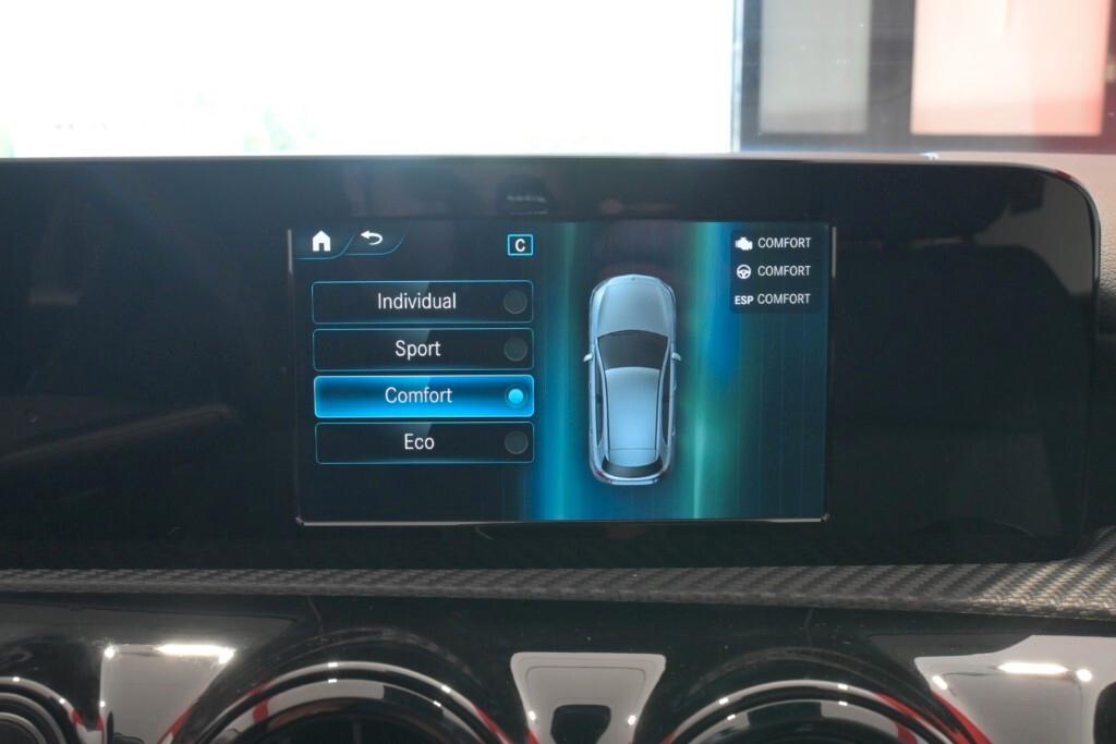 MERCEDES-BENZ A 200D 150CV AUTOMATIC BUSINESS SOLUTION ( CRUISE - MIRROR - NAVI - TELECAMERA POST. )