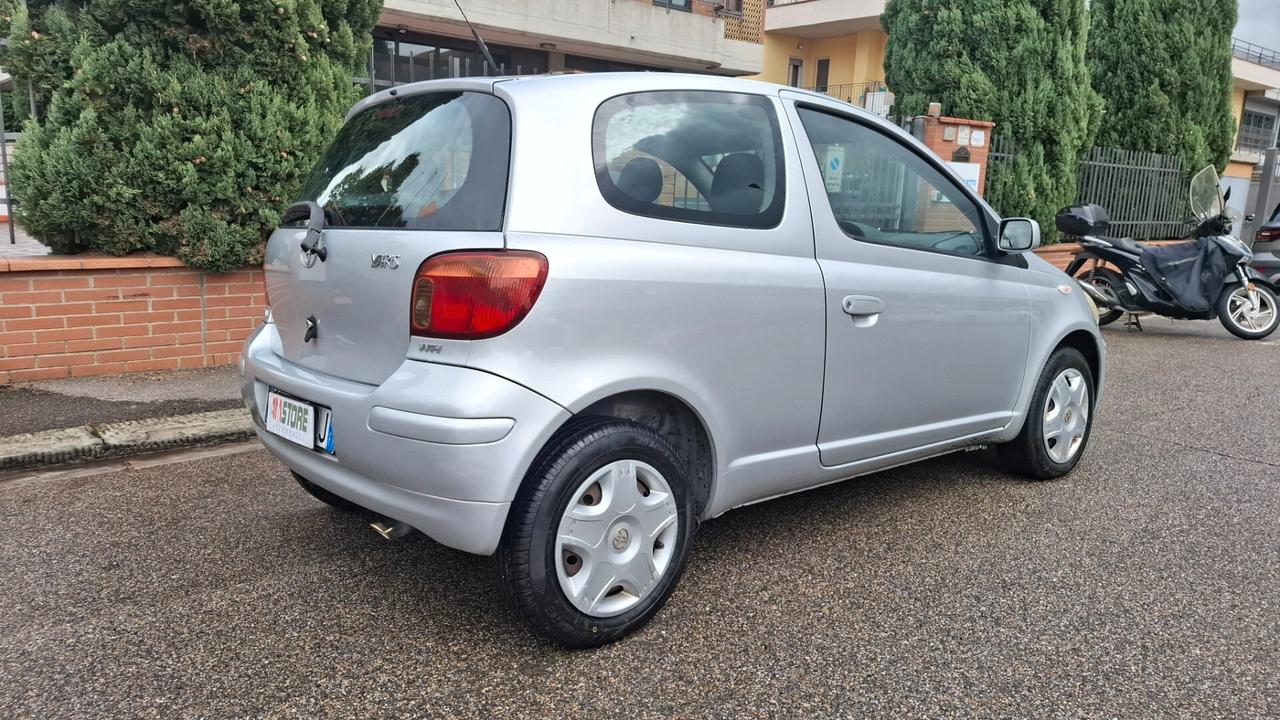 Toyota Yaris 1.0i 16V cat 3 porte Sol