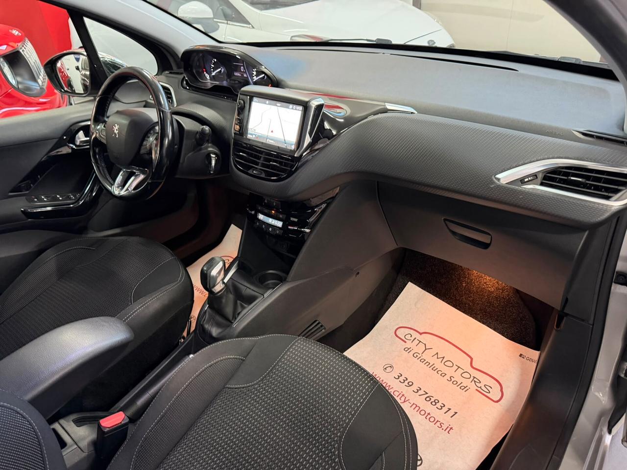 Peugeot 208 BlueHDi 75 5 porte Allure Navi