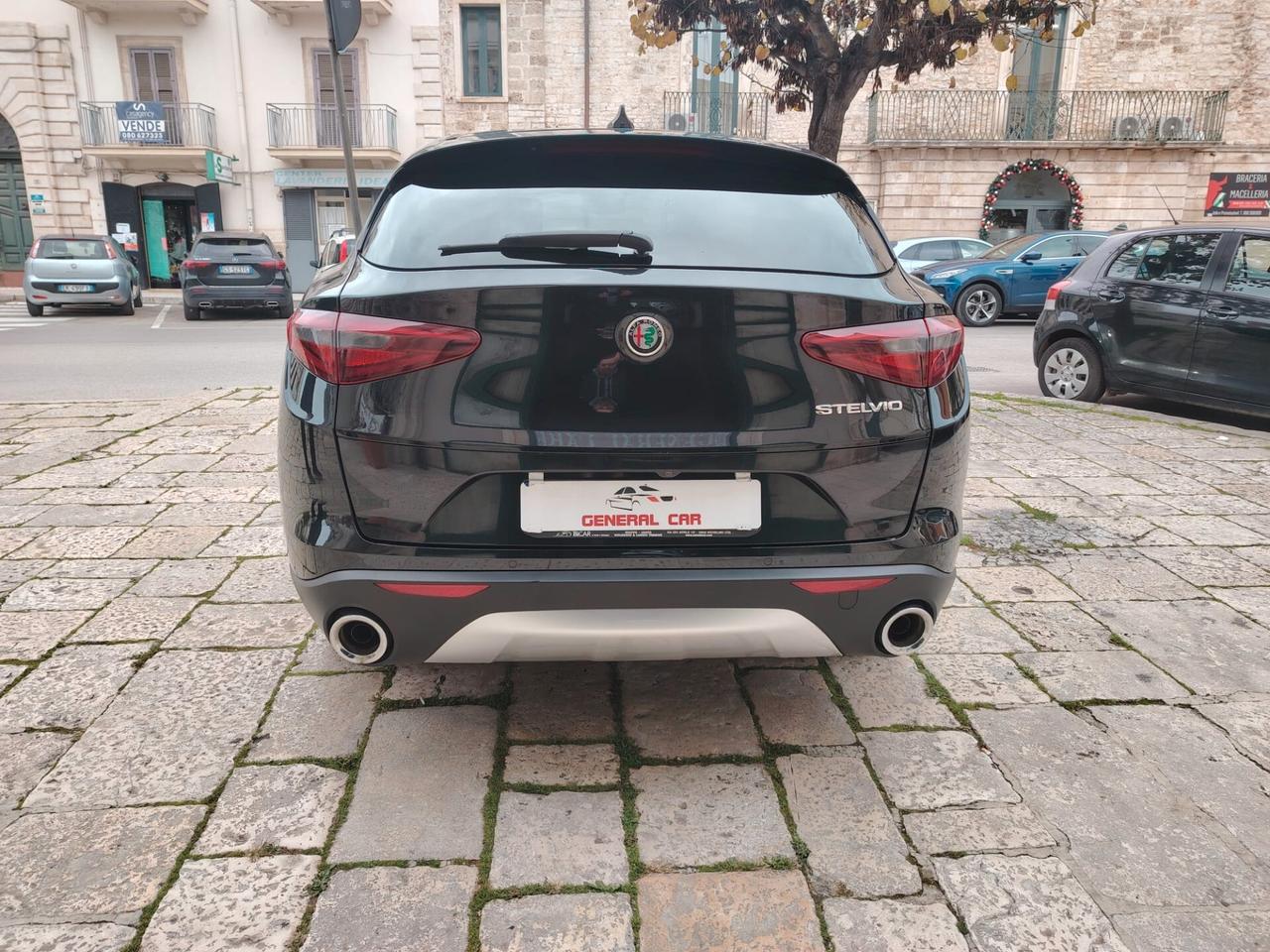 Alfa Romeo Stelvio 2.2 Turbodiesel 180 CV AT8 RWD Executive
