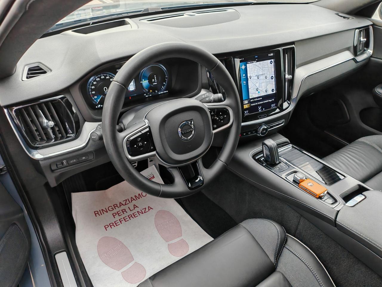 Volvo V60 T8 Recharge AWD Plug-in Hybrid R-design