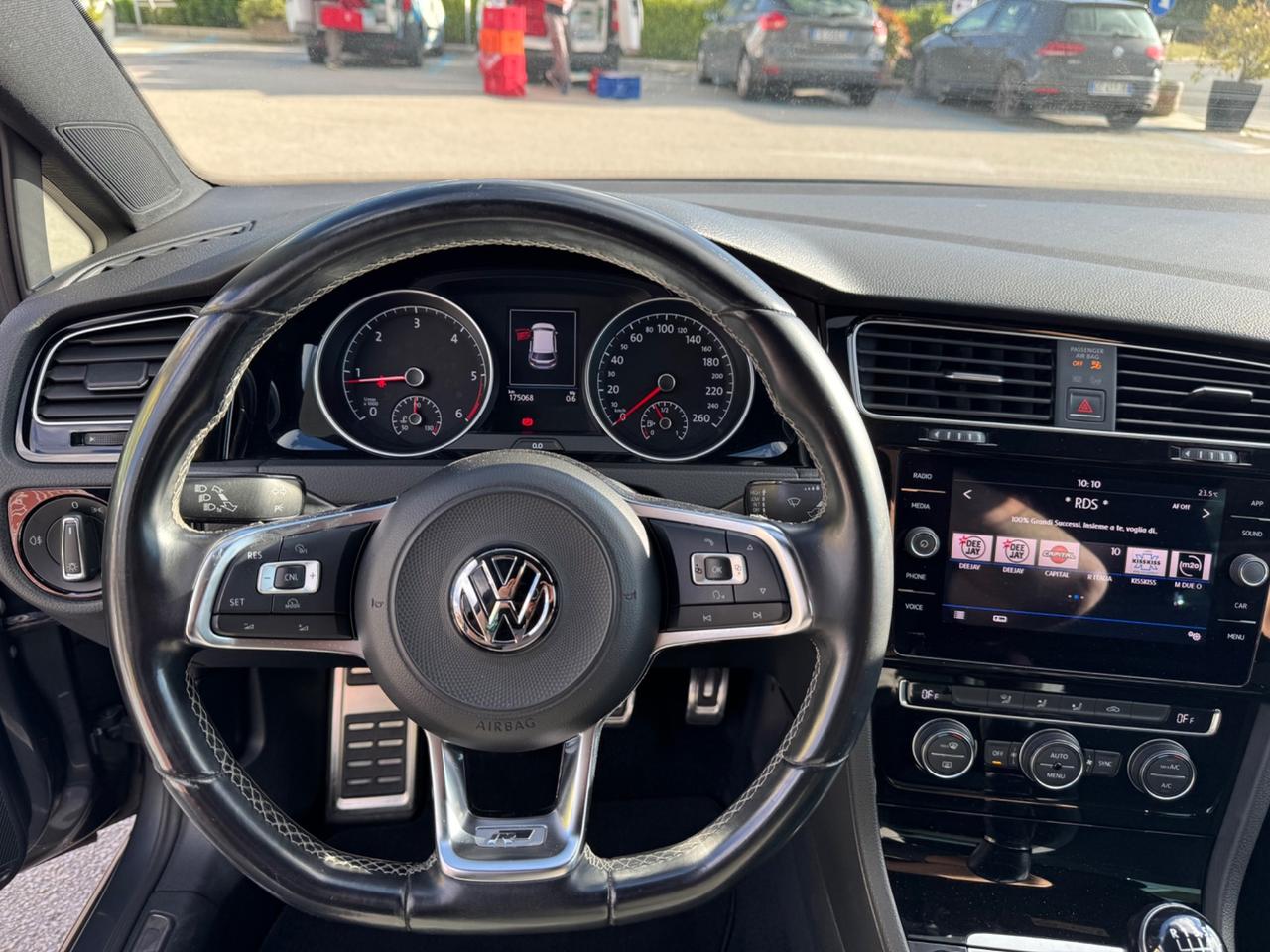 Volkswagen Golf 2.0 TDI R-LINE, FULL LED 150CV