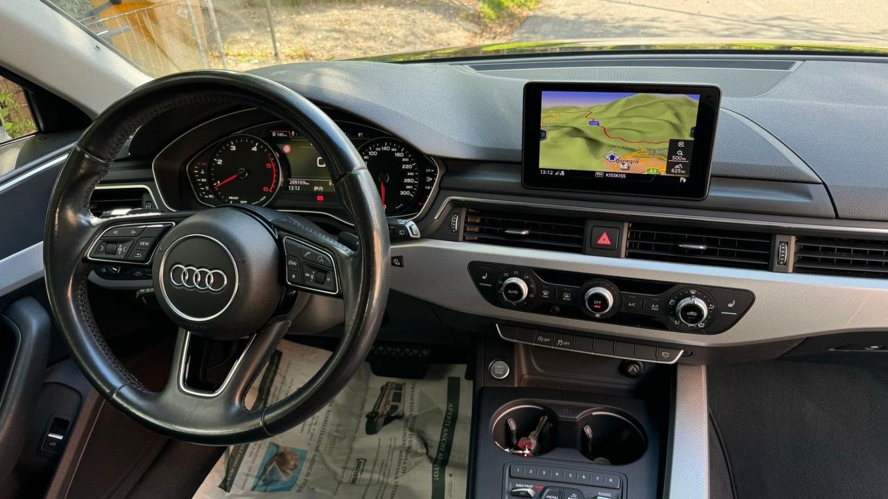 Audi A4 Avant 2.0 TDI 150 CV ultra S tronic Design