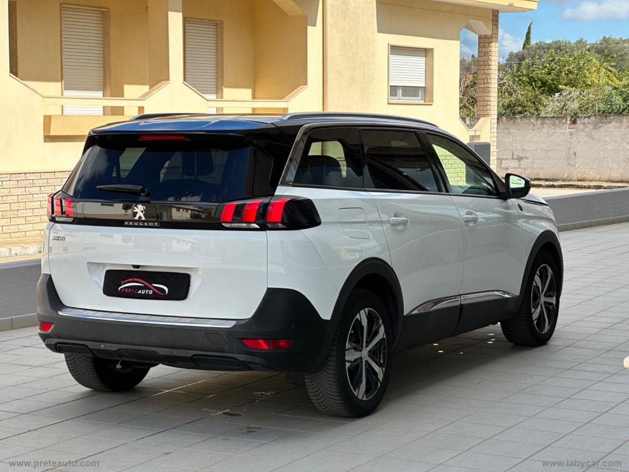 PEUGEOT 5008 BlueHDi 130 S&S Crossway