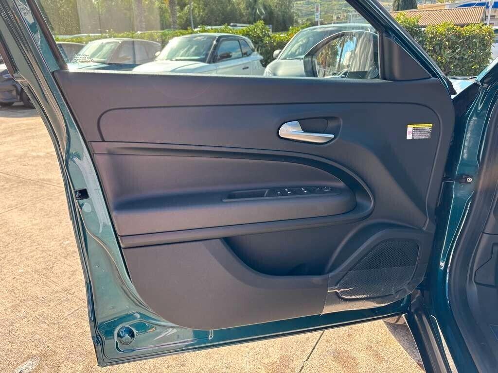 Alfa Romeo Junior 1.2 145 CV Hybrid eDCT6 Speciale KM 0 IVA ESPOSTA Tua a soli 269 Euro al mese