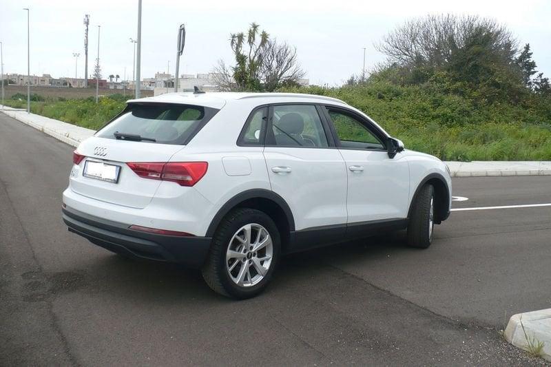 Audi Q3 2.0 35 TDI S Tronic Business Advanced